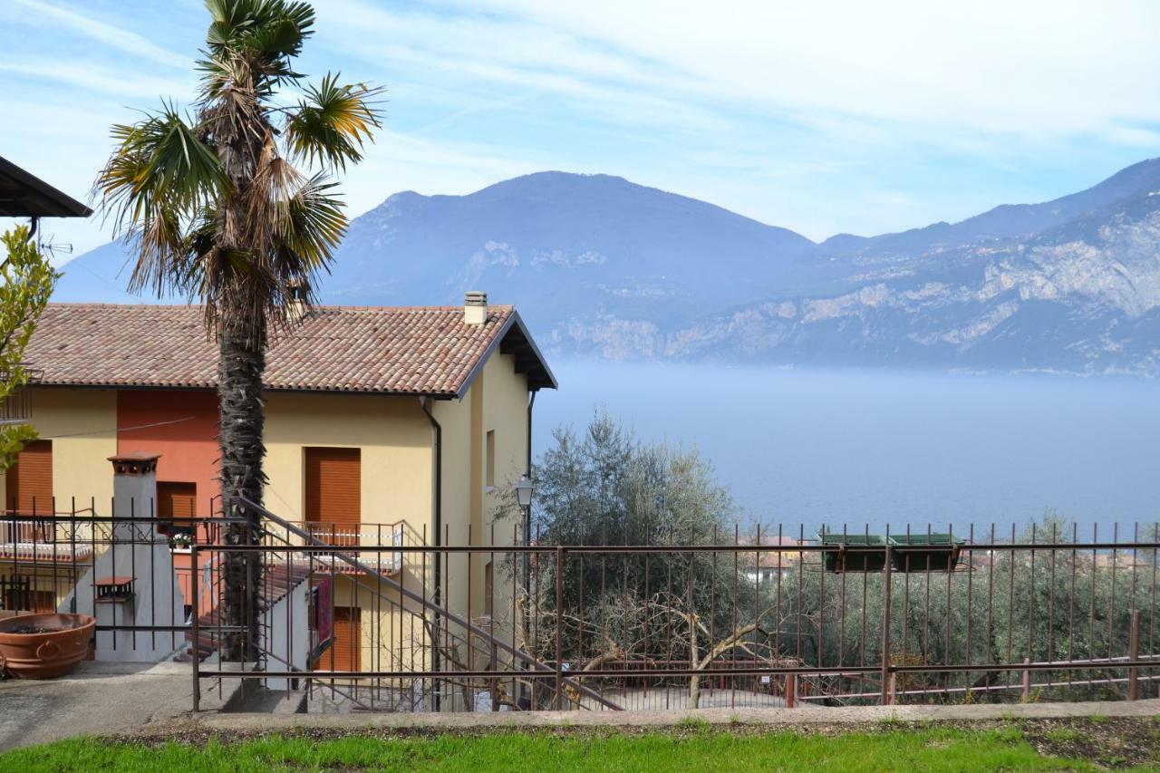Casa Consolati Apartment Brenzone sul Garda Luaran gambar