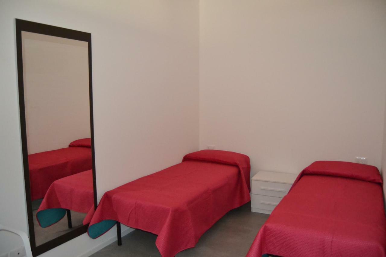 Casa Consolati Apartment Brenzone sul Garda Luaran gambar