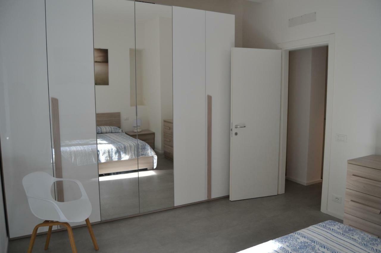 Casa Consolati Apartment Brenzone sul Garda Luaran gambar
