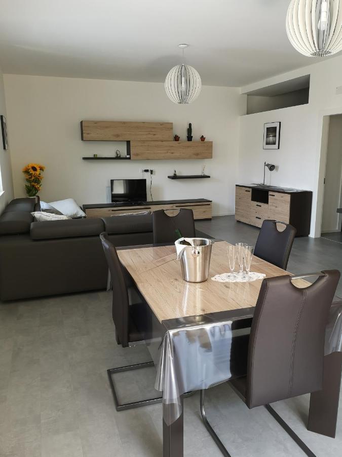 Casa Consolati Apartment Brenzone sul Garda Luaran gambar
