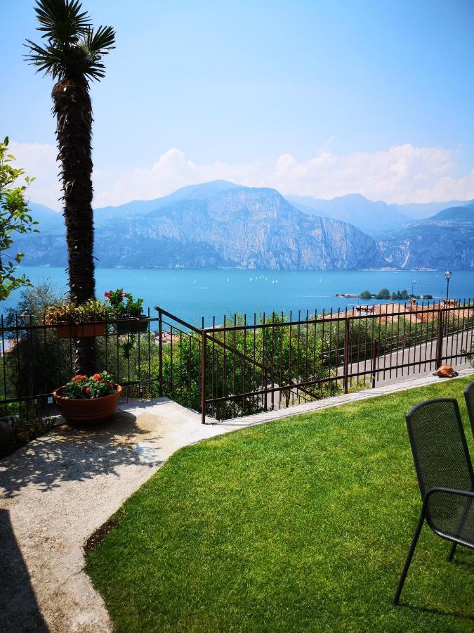 Casa Consolati Apartment Brenzone sul Garda Luaran gambar